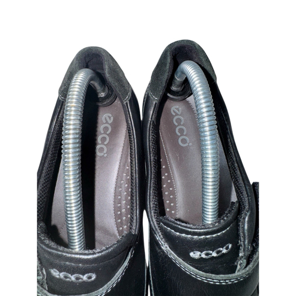 Ecco Womens Black Leather Loafers Size 41 US 10-10.5 - Picture 3 of 9